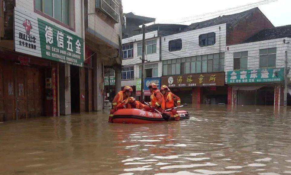 湖南暴雨最新情况报告，暴雨来袭影响分析