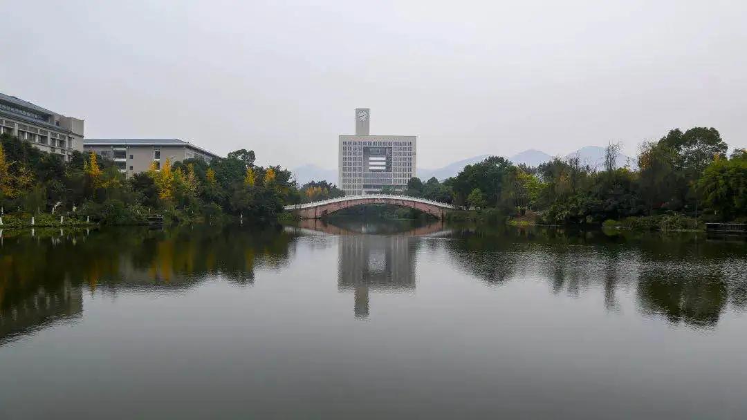 开学号角响起，全新大学生活启航！